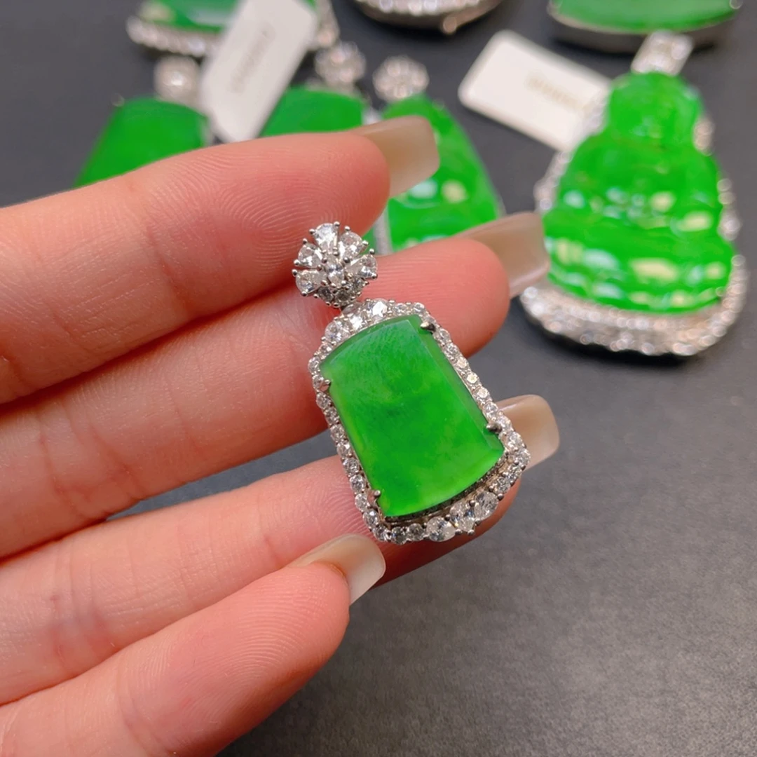 翡翠银S925镶嵌颈饰