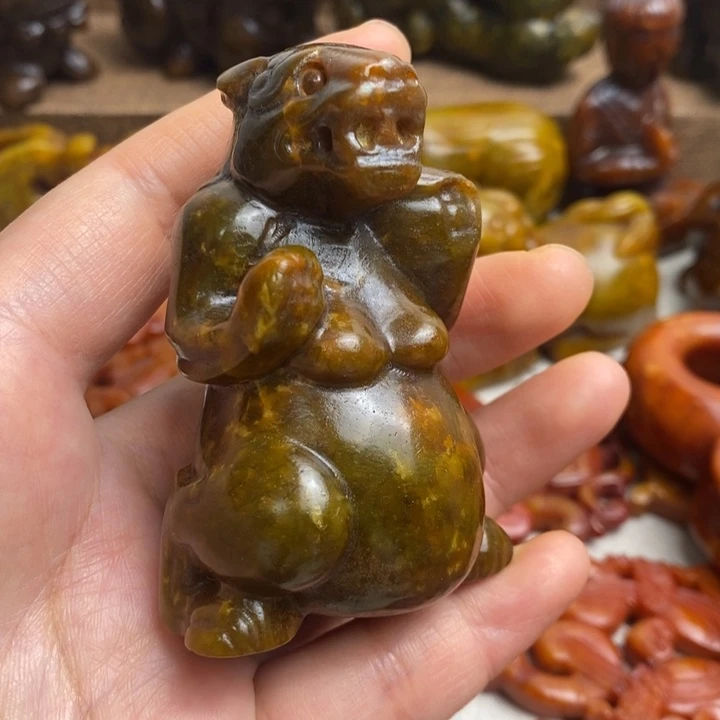 蛇纹石玉未镶嵌颈饰85