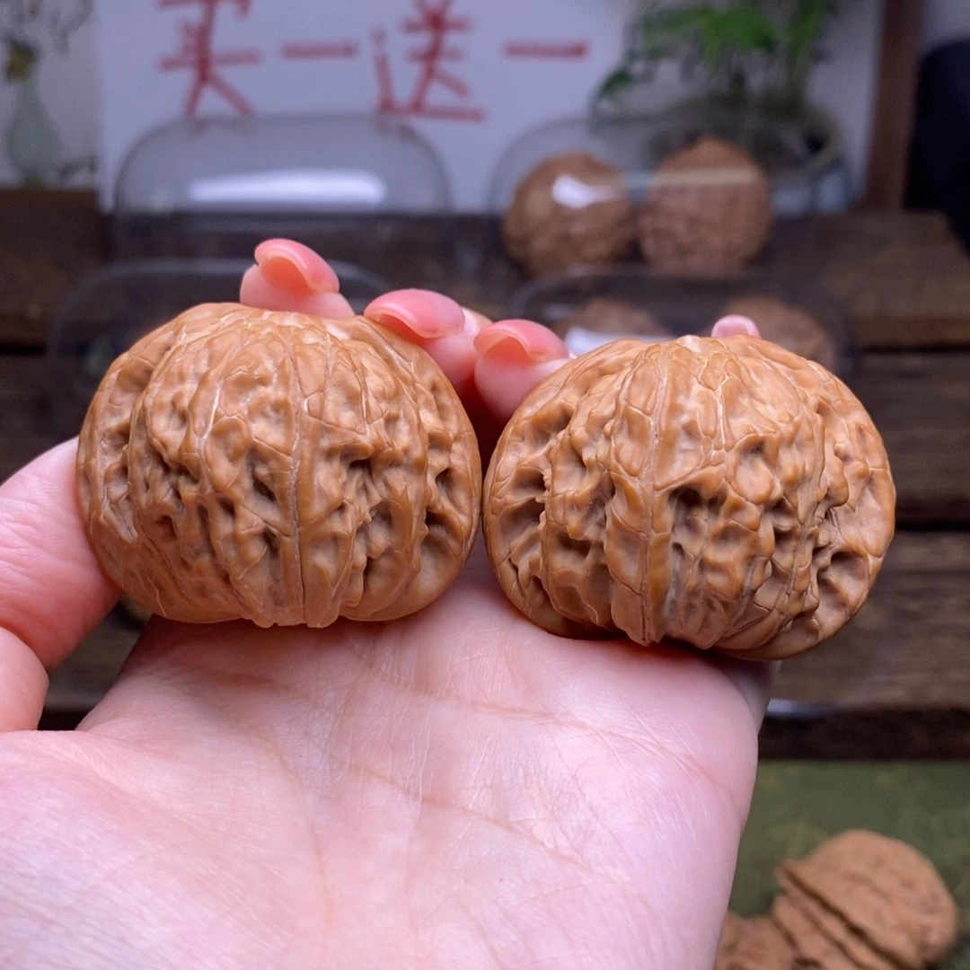 文玩核桃吊坠全品43尺山地红皮磨盘