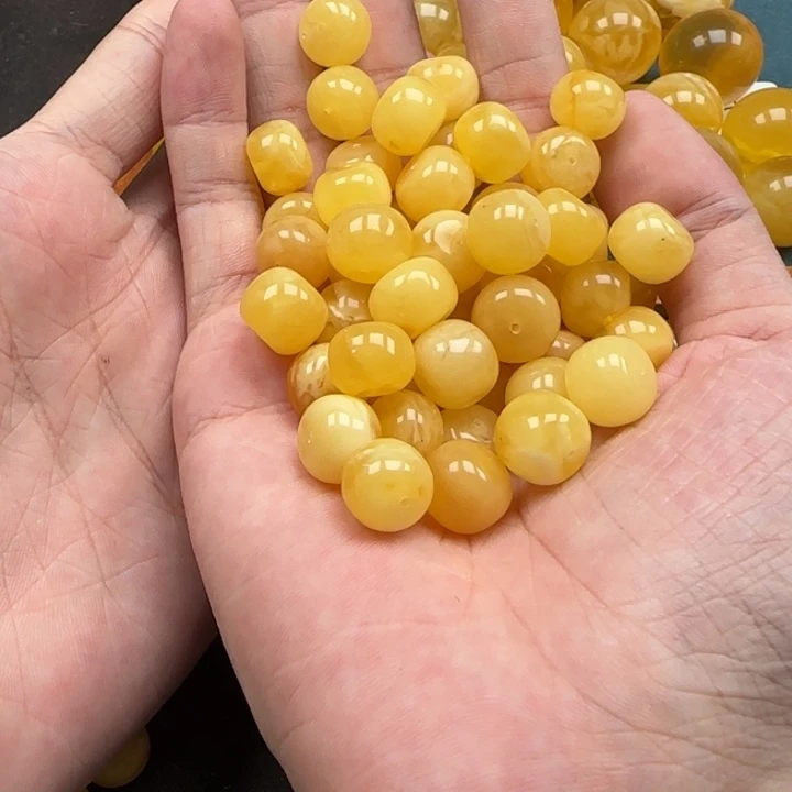蜜蜡未镶嵌珠宝奇石微瑕墩子卡12多样性发一