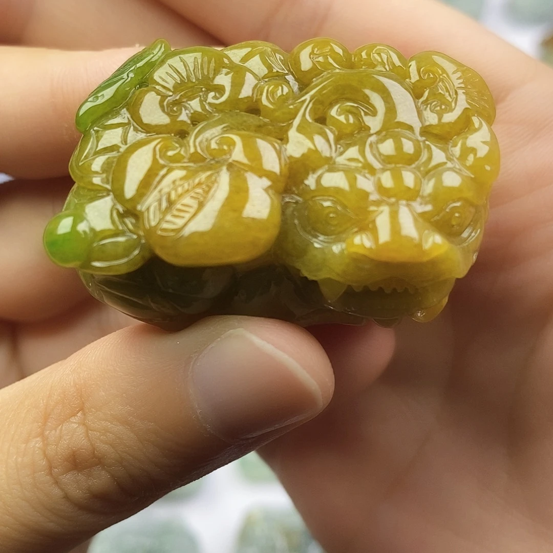 颈饰未镶嵌翡翠貔貅
