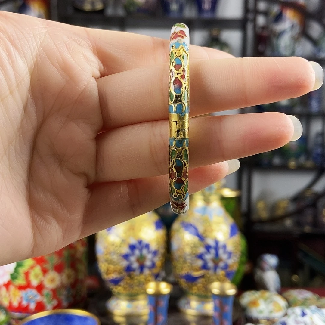 净***洋铜半金地半银蓝开口镯