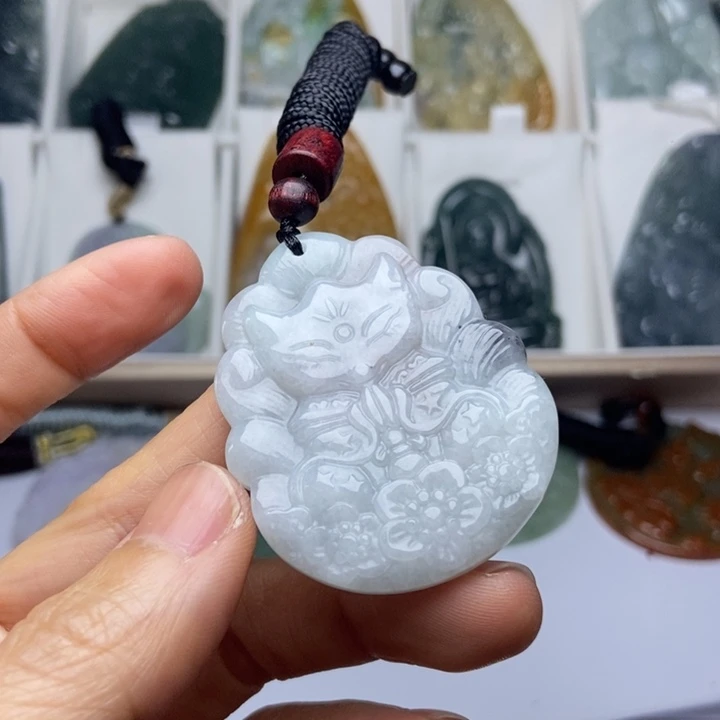 翡翠未镶嵌挂件翡翠