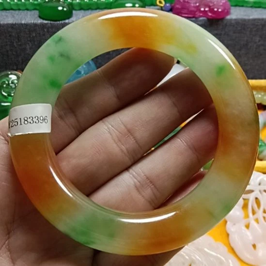 彩***南翡翠未镶嵌挂件翡翠