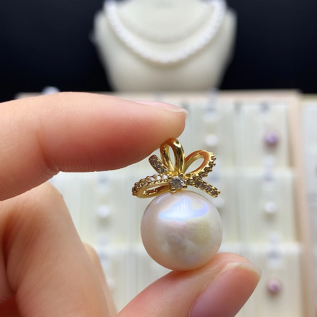 颈饰未镶嵌淡水珍珠