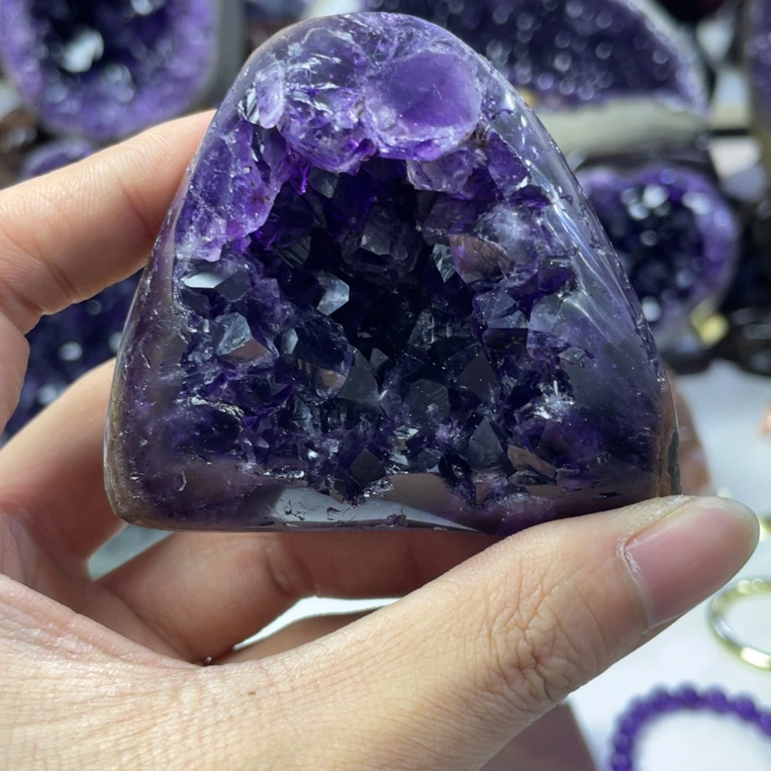 水晶大型摆件（非配饰）未镶嵌