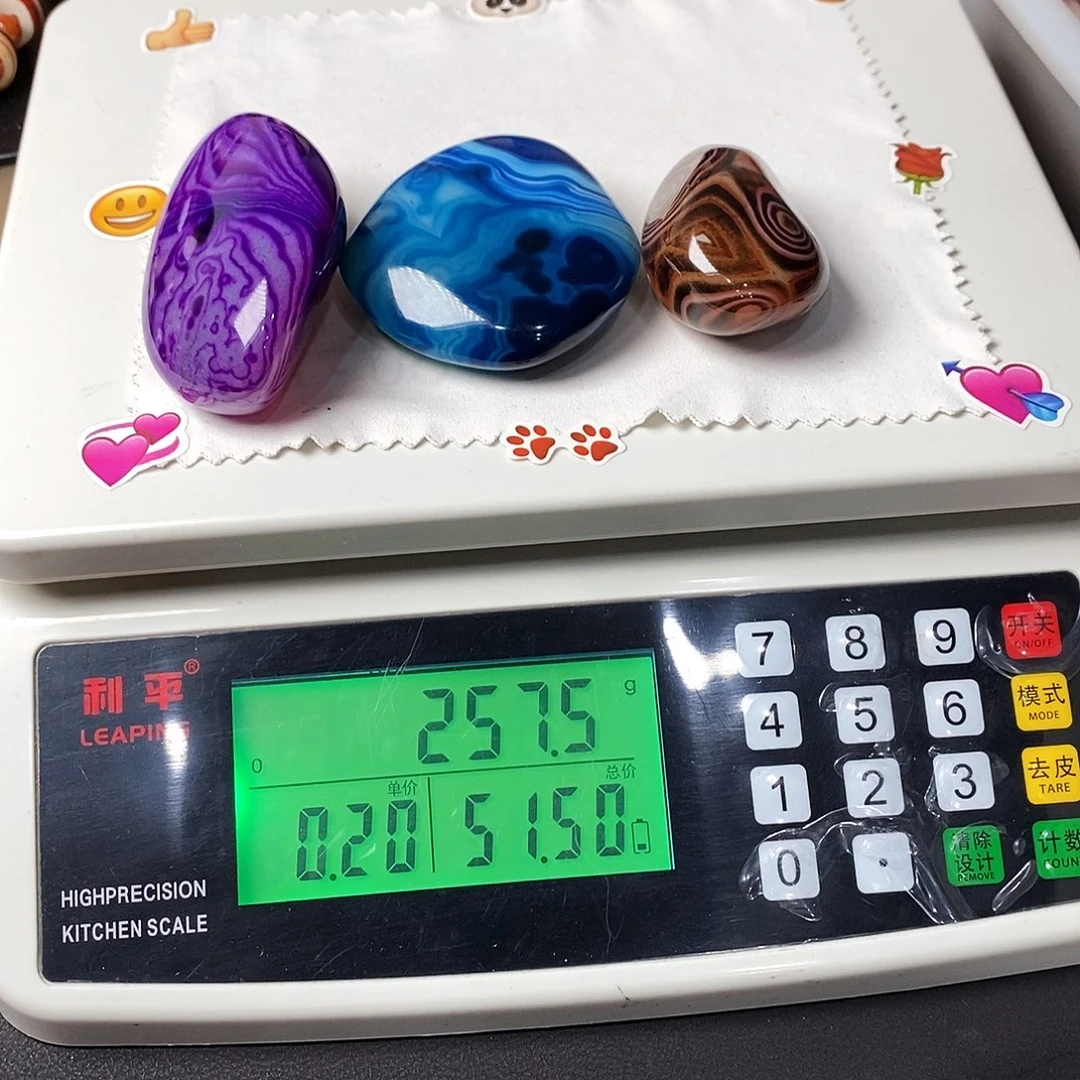 未镶嵌两毛玛瑙/玉髓天*