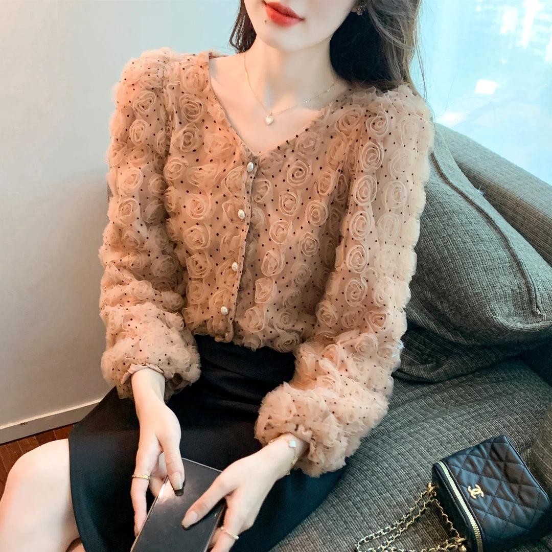 立体花波点雪纺上衣女秋季2025新款长袖高级感独特别致蕾丝衫洋气