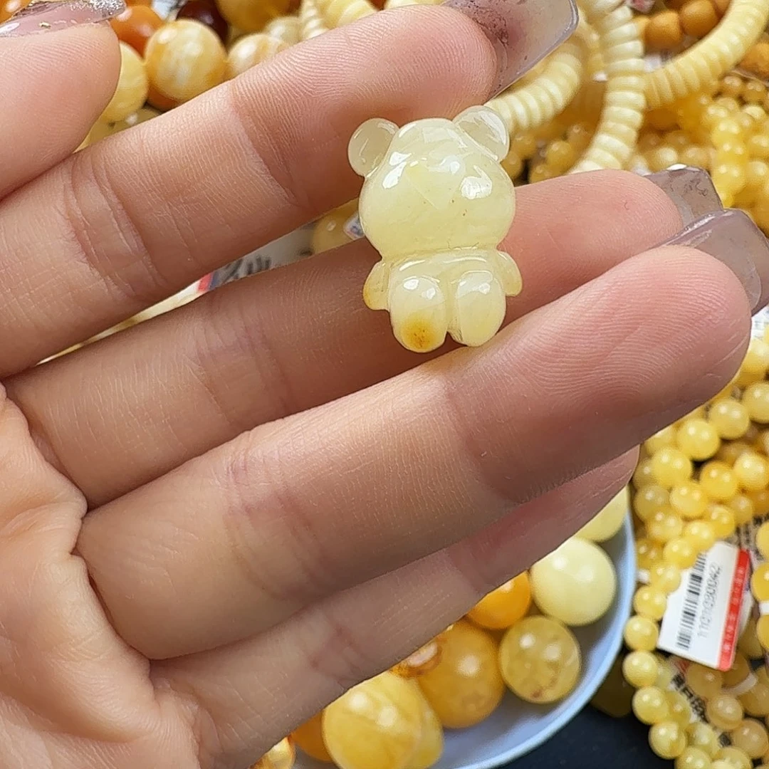 琥珀未镶嵌珠宝奇石