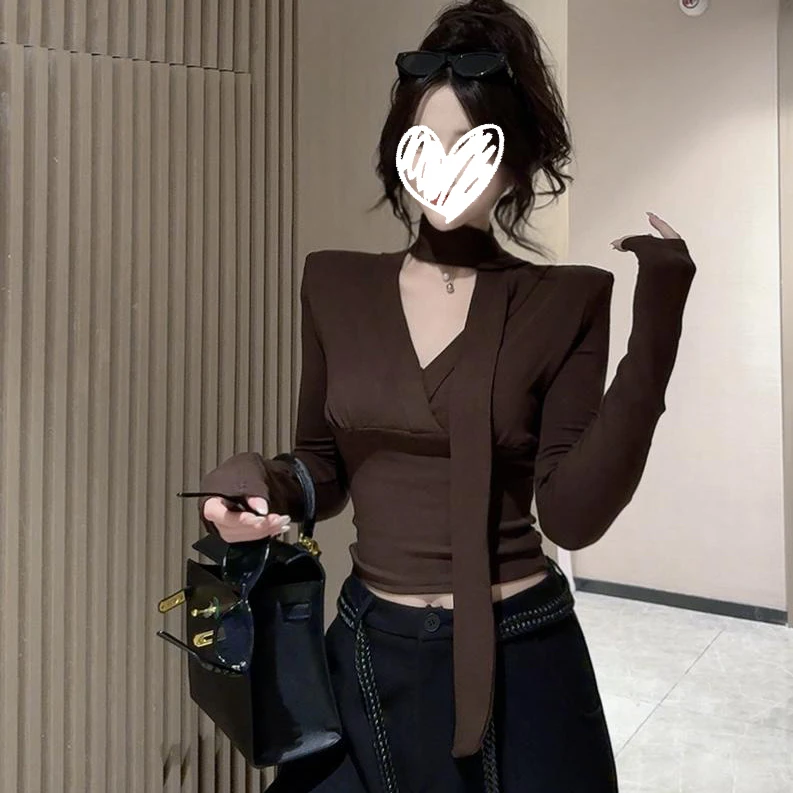 纯欲V领系带交叉长袖T恤女2025秋季新款设计感修身显瘦打底衫上衣