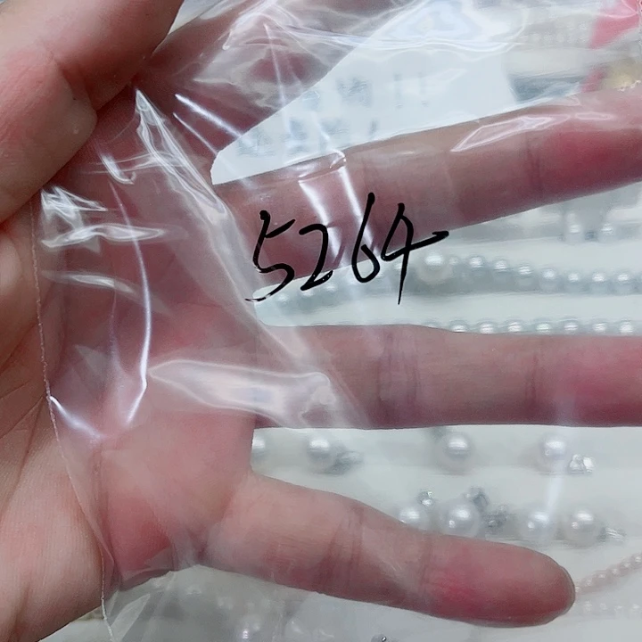 斯***姐银S925镶嵌淡水珍珠耳饰