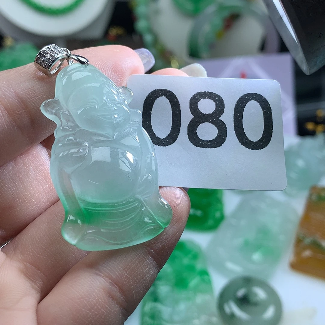 翡翠未镶嵌吊坠(赠链)