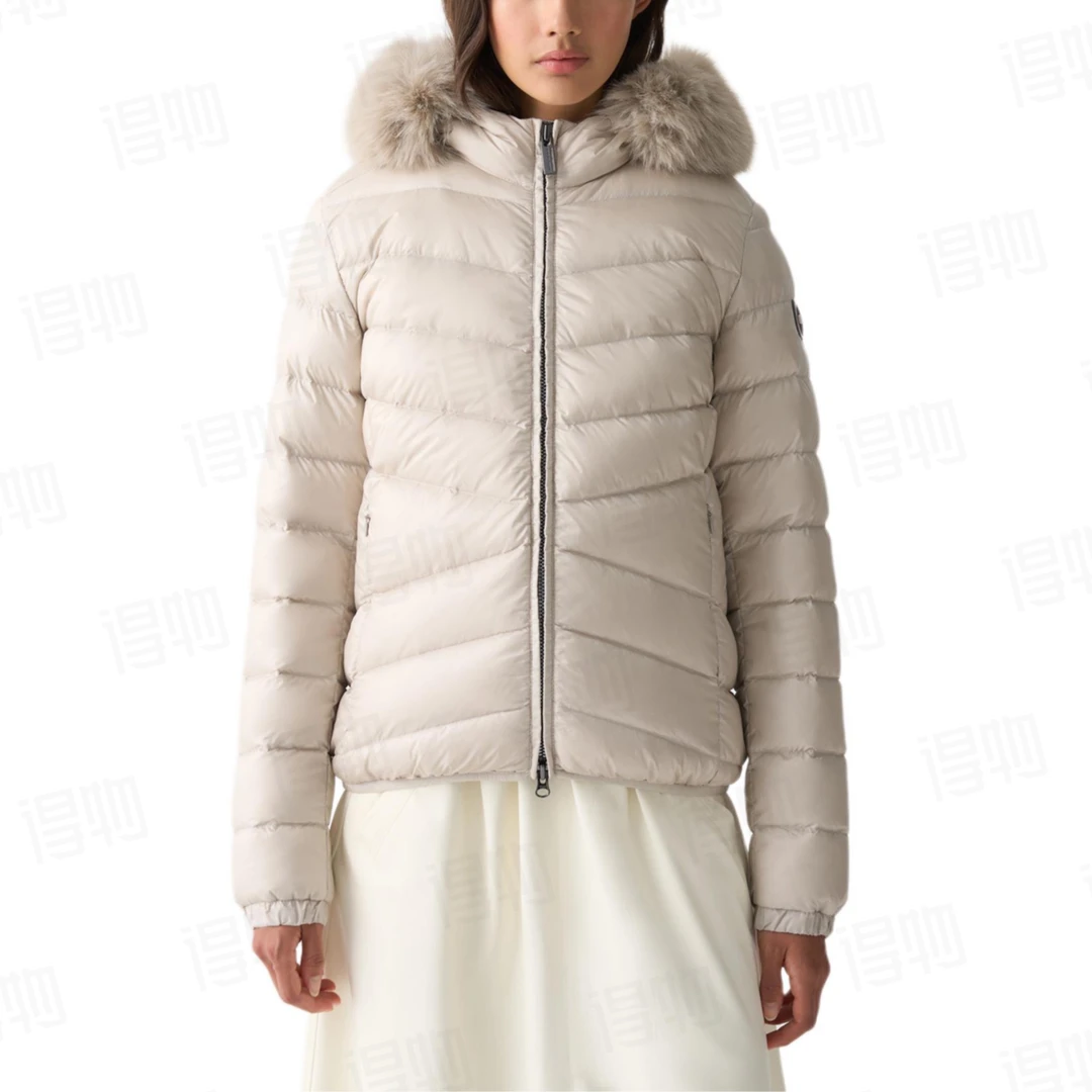 99新 MONCLER 14蒙口毛领羽绒服L1610尺码：0