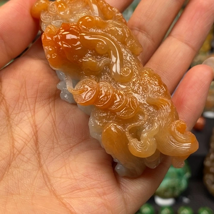 宁***生翡翠未镶嵌颈饰缅甸天然翡翠A货