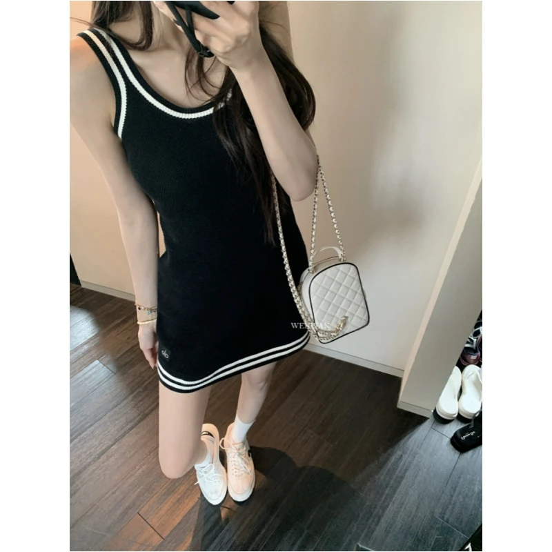 夏季针织无袖连衣裙小个子短款吊带背带裙子女爆款2025新款高级感