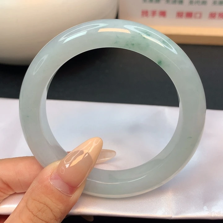 未镶嵌手镯翡翠22