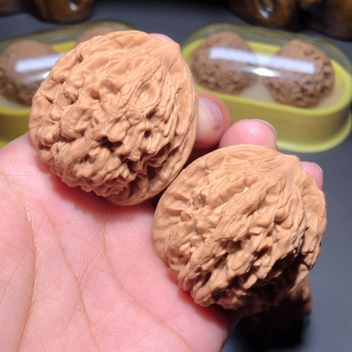 文玩核桃把件42麦虎
