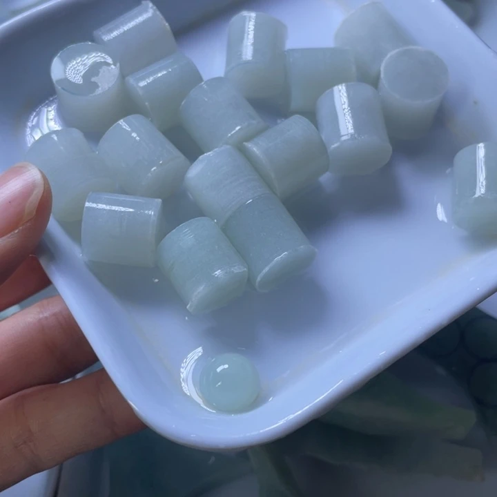 定制翡翠未镶嵌高糯化起胶卡12+珠子16颗
