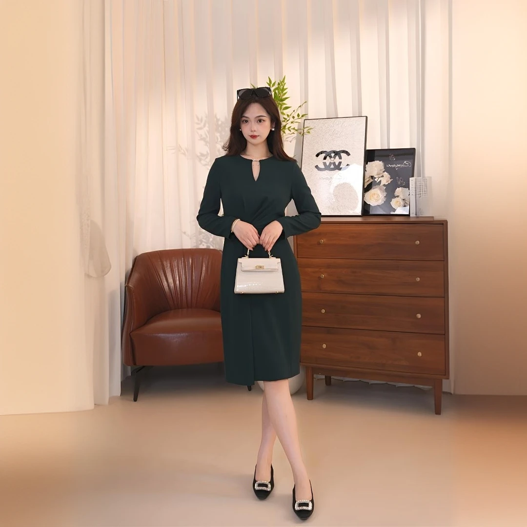 H115【宝】女装秋冬森林绿捏褶气质通勤风三醋酸连衣裙