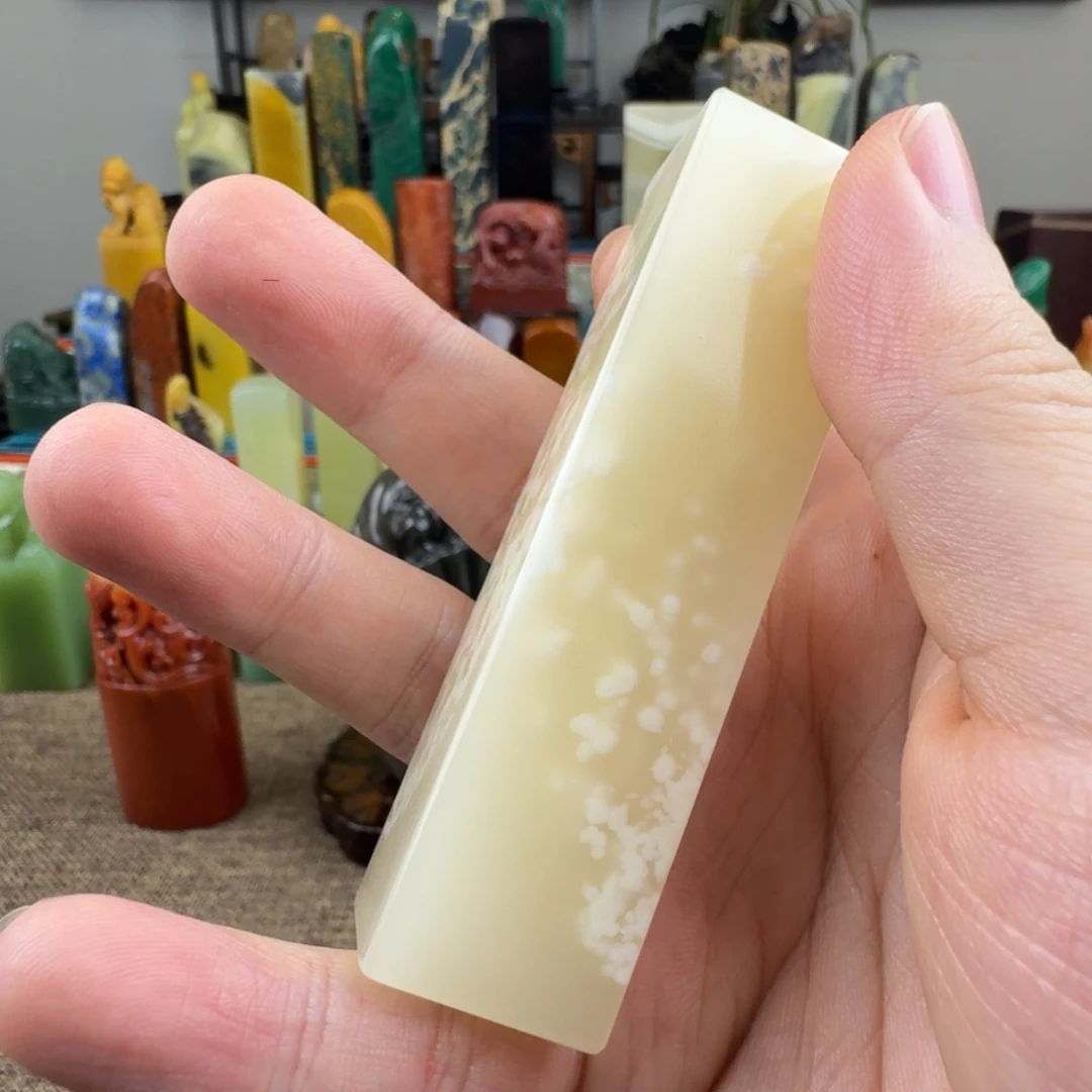 弹***鱼寿山石印石寿山芙蓉254