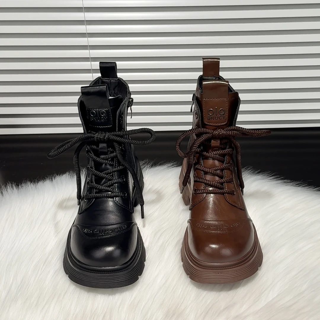 秋季爆款马丁靴女英伦风2025新款百搭软底软面增高显瘦短靴侧拉链