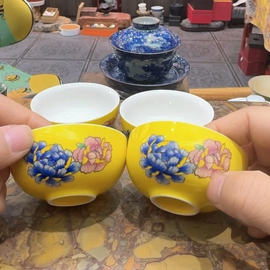 品茗杯四个一组。。。品茗