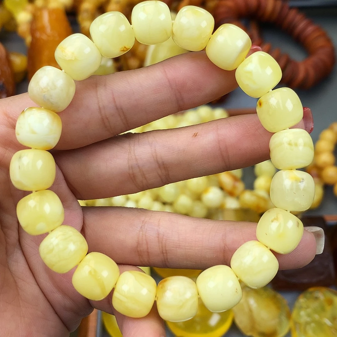 未镶嵌琥珀珠宝奇石