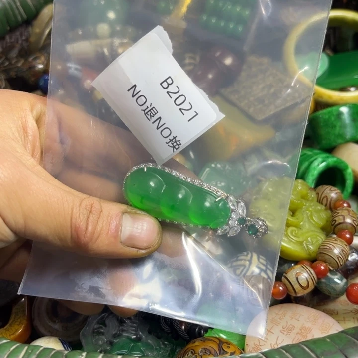 大***风龙脊菩提吊坠工艺品b2021