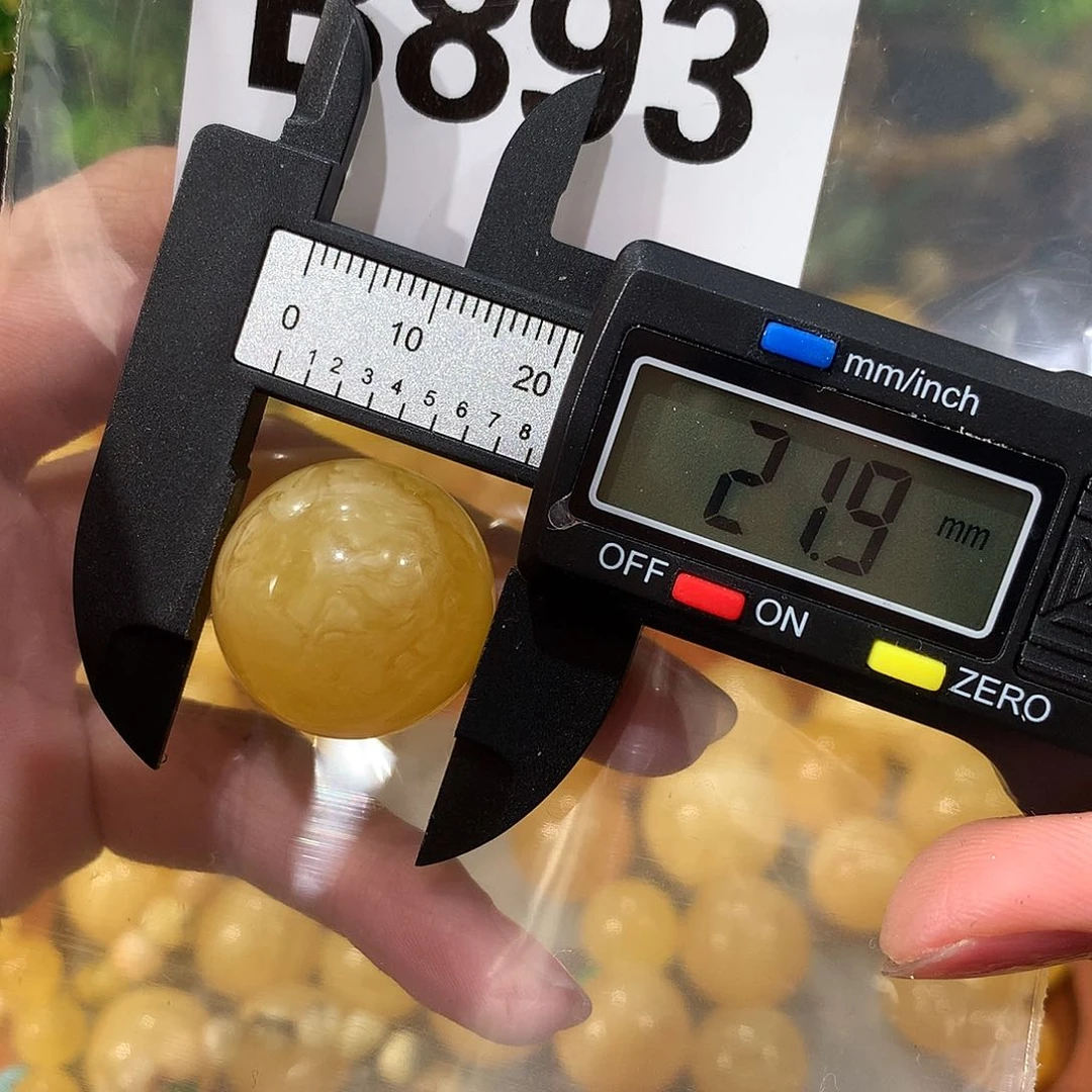 未镶嵌琥珀珠宝奇石