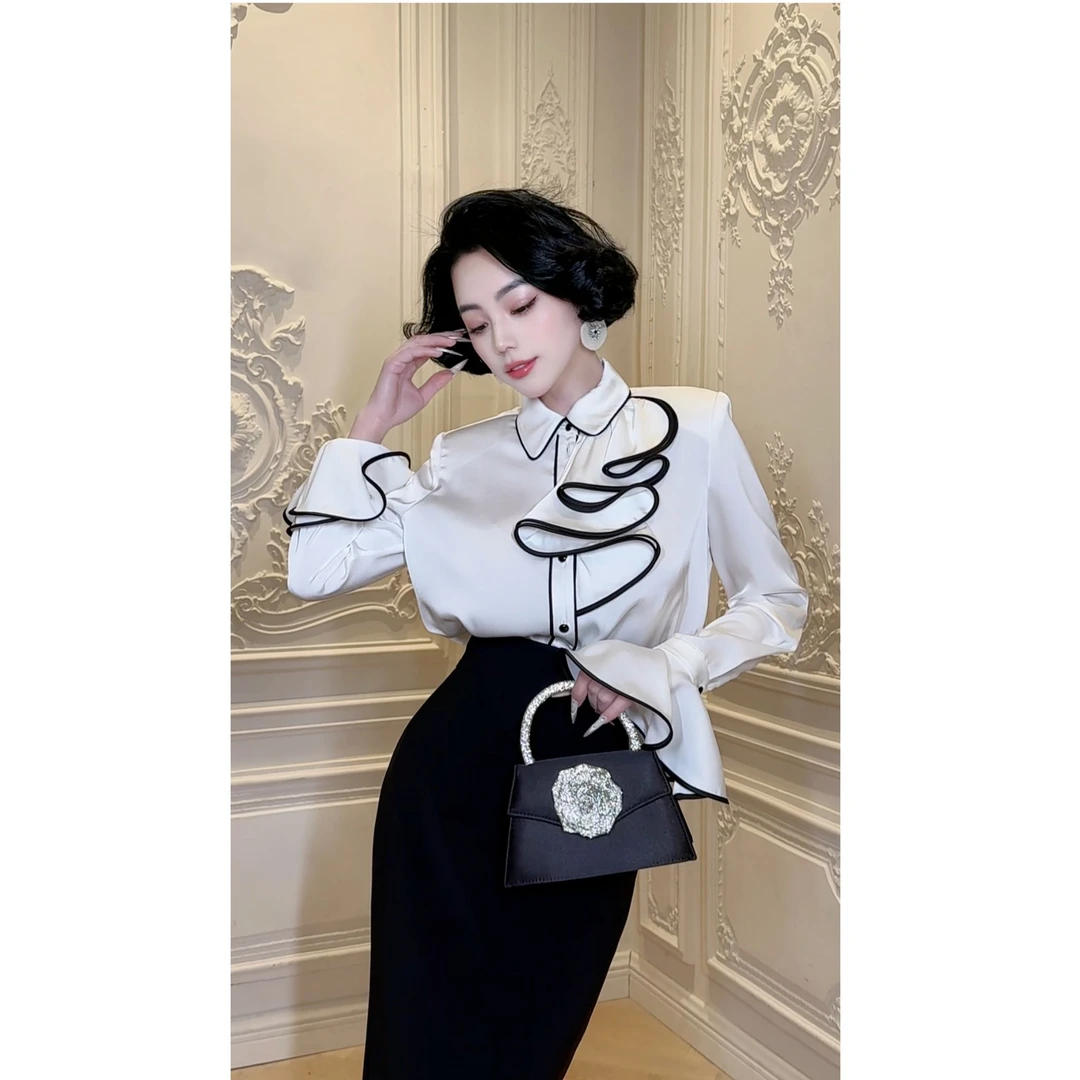 LYXJ【德鲁纳晚宴】小众设计黑白线条衬衫上衣缎面蝴蝶春夏季11770