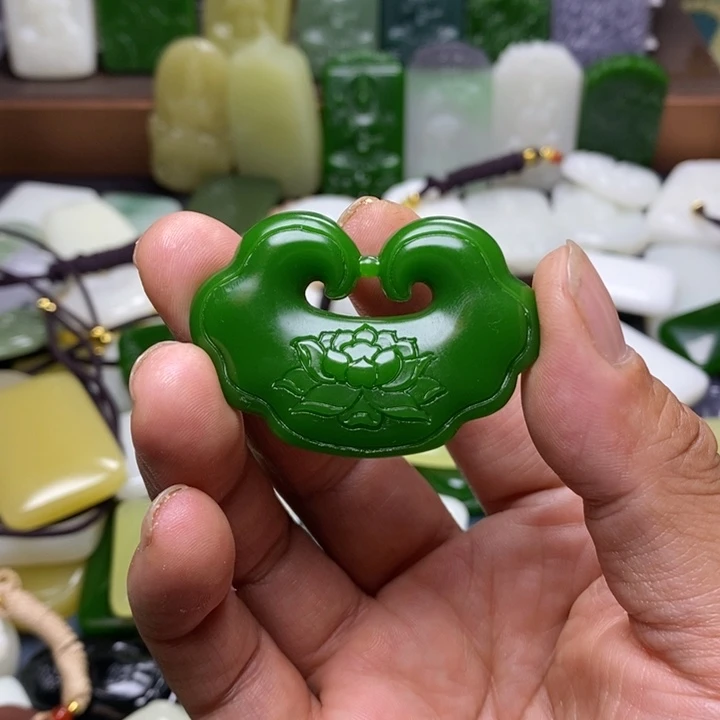 吊坠(不含链)未镶嵌和田玉