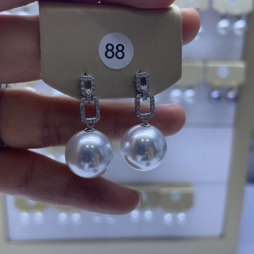 银S925镶嵌淡水珍珠耳饰