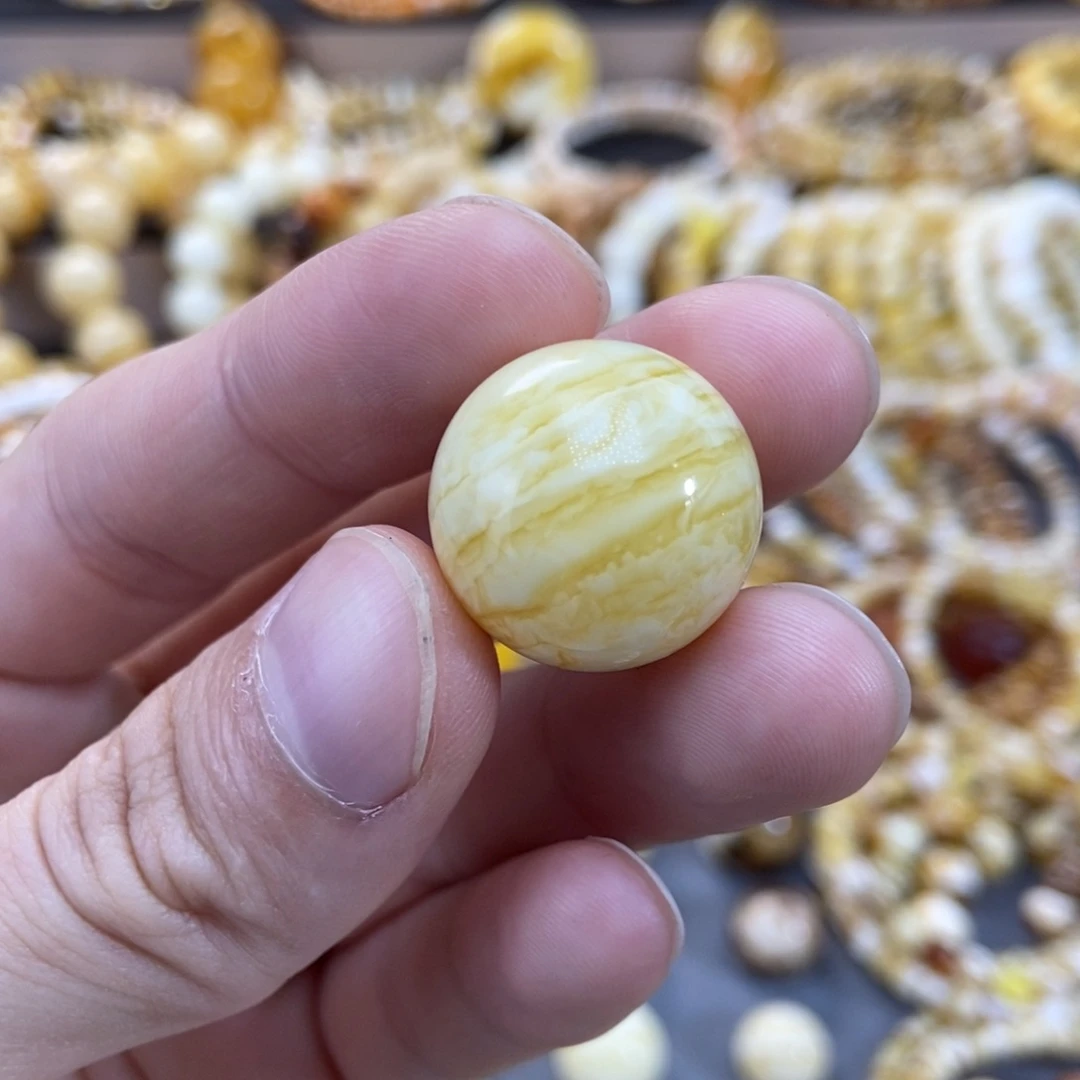 龙***妮琥珀未镶嵌裸石20mm虎皮纹