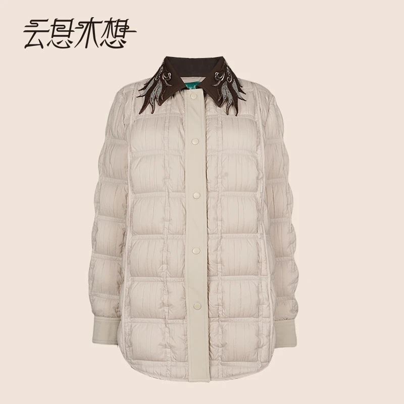 Ysimo-X云思木想 霓裳飞羽 绣花门襟拼接时尚羽绒服13765