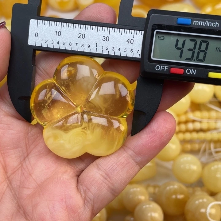 裸石蜜蜡未镶嵌蜜蜡