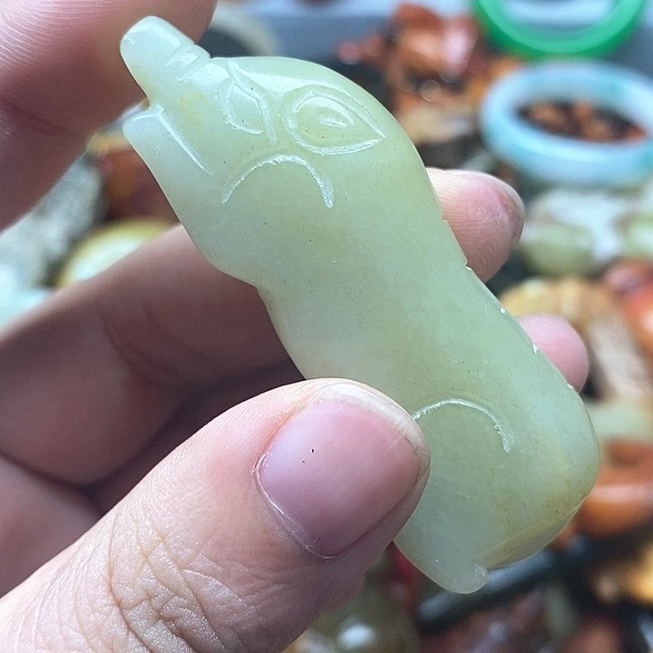 和田玉未镶嵌挂件