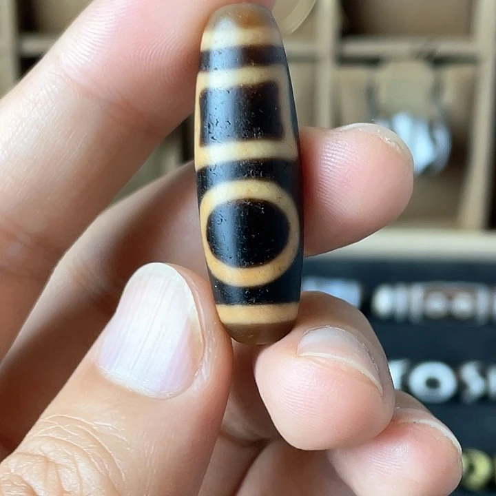 赵***願玛瑙/玉髓吊坠未镶嵌