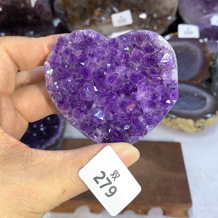 未镶嵌水晶大型摆件（非配饰）