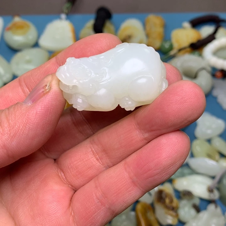 和田玉颈饰未镶嵌羽**晴