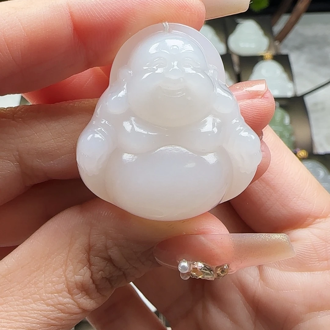 和田玉未镶嵌吊坠(赠链)