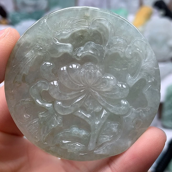翡翠未镶嵌颈饰花开富贵福利