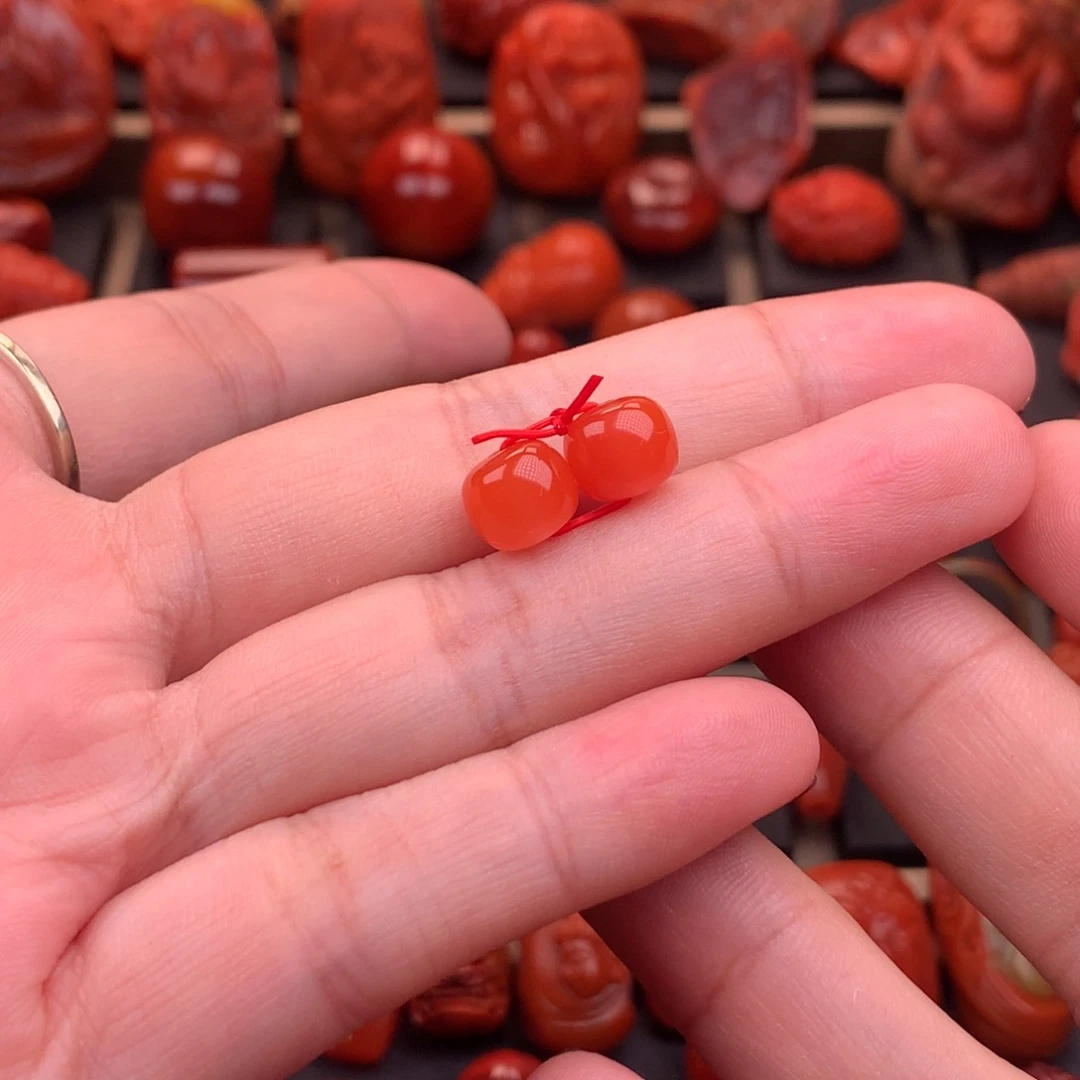 南红玛瑙未镶嵌保山原矿老型对珠8.4mm