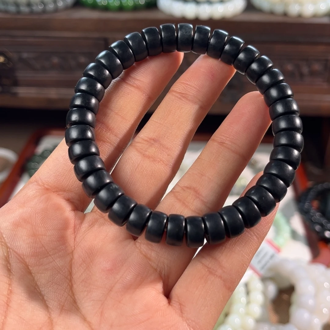 和田玉（糖玉）未镶嵌手链