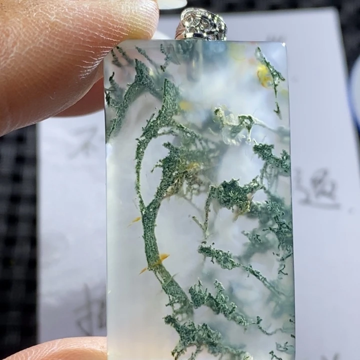 未镶嵌颈饰玛瑙/玉髓一**林