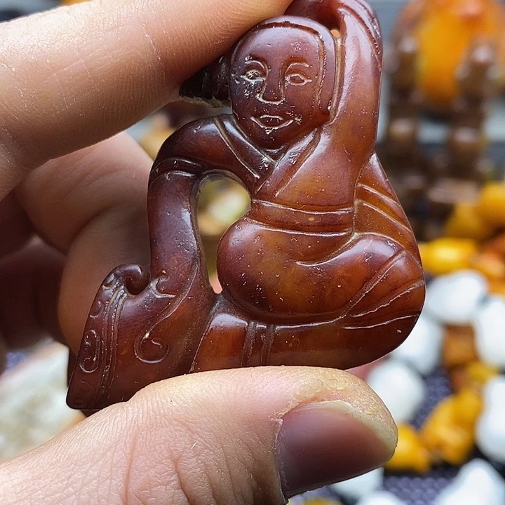 未镶嵌蛇纹石玉颈饰