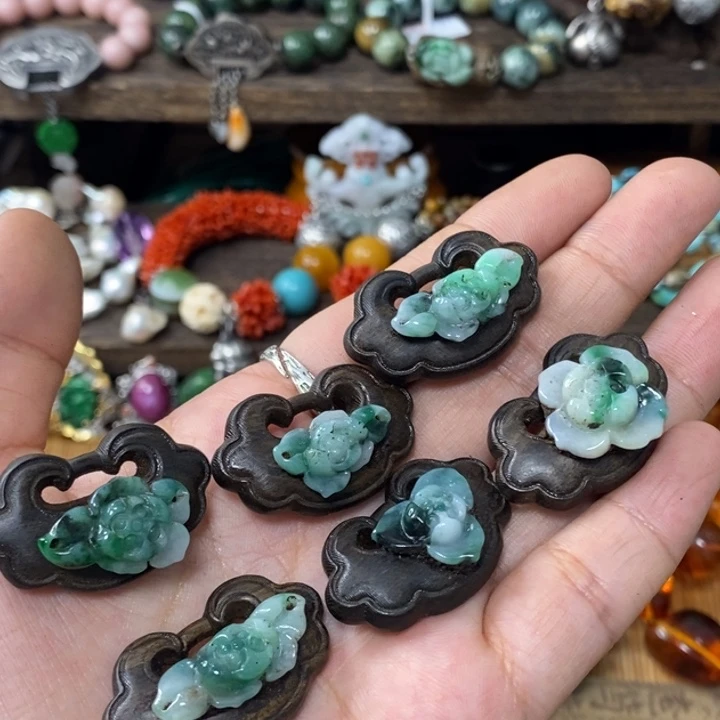 南红玛瑙颈饰未镶嵌