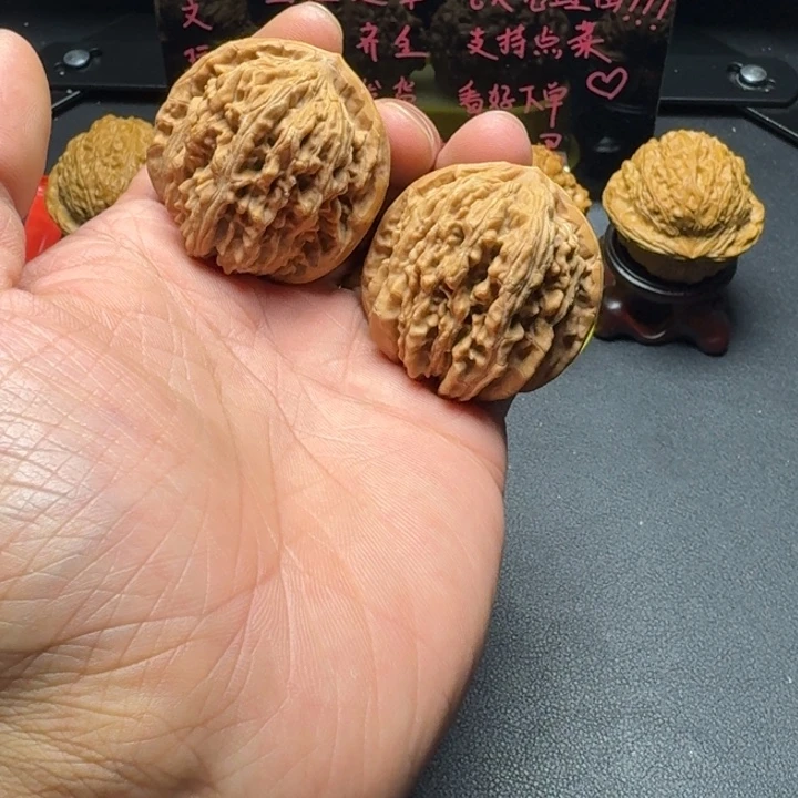 文玩核桃吊坠有修四座楼42