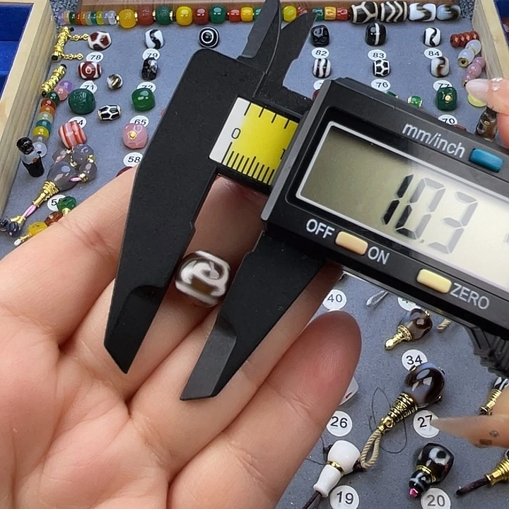 玛瑙/玉髓未镶嵌饰品