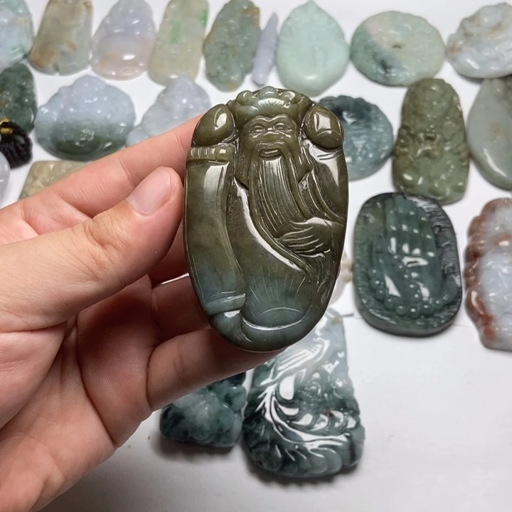 翡翠未镶嵌颈饰财爷39