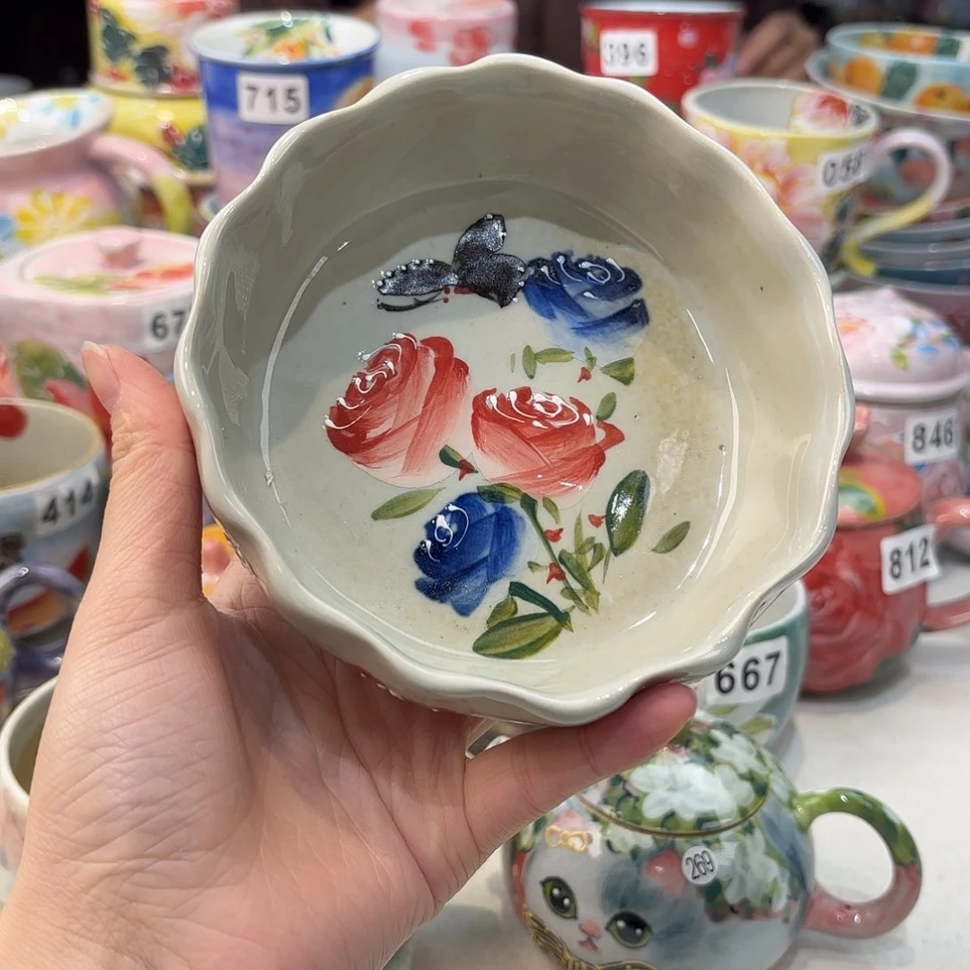 瓷片兔兔好可爱呀